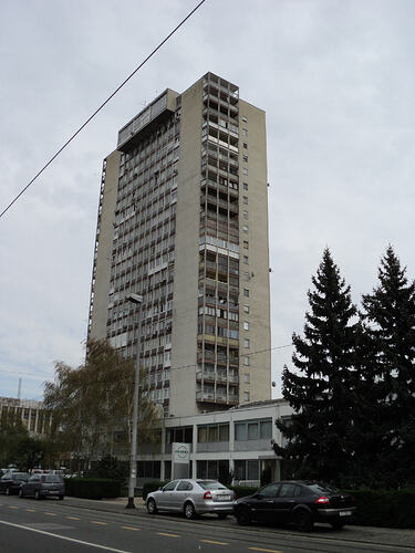 Neboder_Tresnjevka03